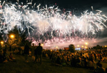 Photo of Фестиваль фейерверков в Эдинбурге: световое шоу на небе