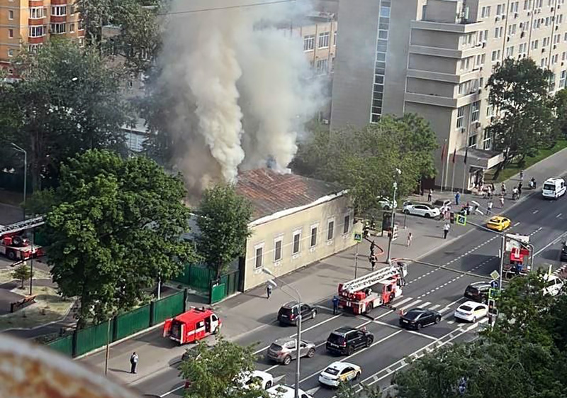 Фото 53 — Потушено пожар в центре Москвы